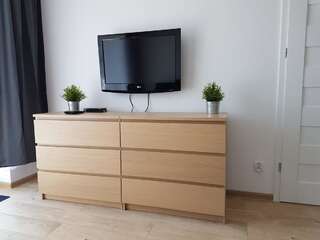 Апартаменты Apartamenty Bursztynowe w Kołobrzegu Sun&Relax Колобжег Apartment (Plazowy)-7